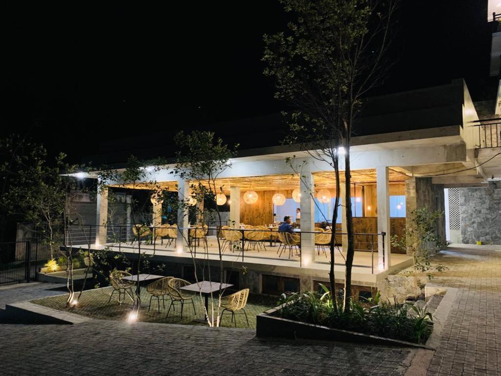 88Th - Ella Hotel Екстериор снимка